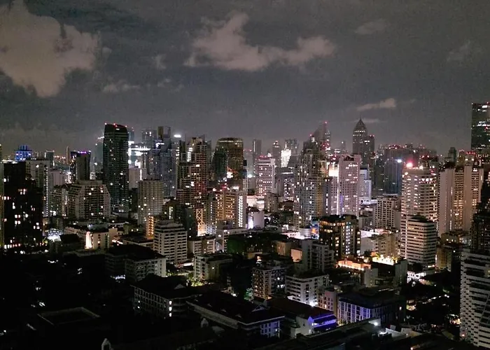 View Luxury Condo, Airportmrt Link 50 Meters Apartment *